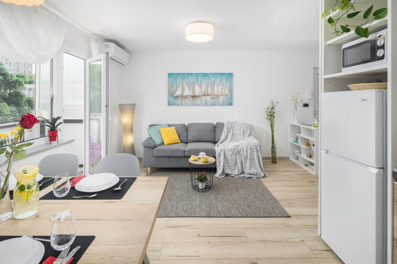 App***Max Apartment พูลา ภายนอก รูปภาพ